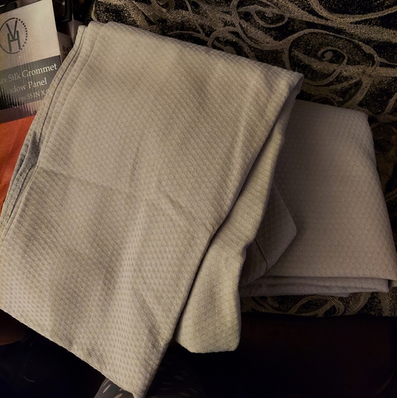 NWOT - Window curtains - Picture 1 of 3